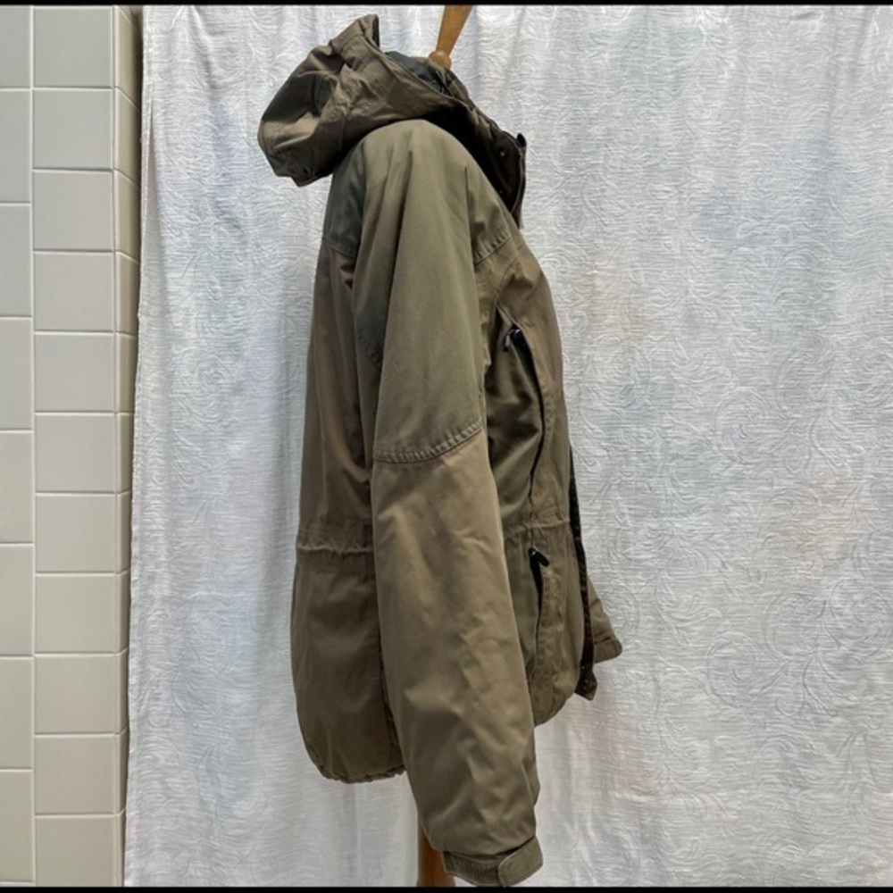 L.L. Bean Men’s *Featherless* Primaloft Winter/Ski Jacket - Picture 2 of 10